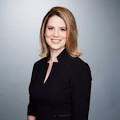 How tall is Kirsten Powers?